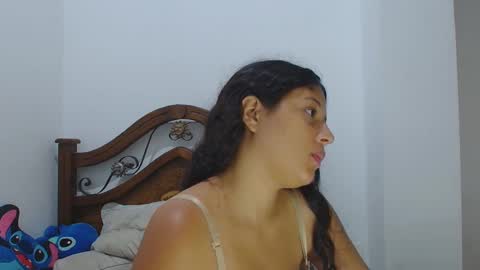 Snapshot of aria_arthur chatting on September 2025 08:54:02 PM aria_arthur online show from September 2025 08:54:02 PM