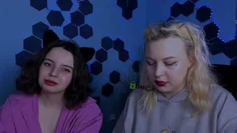 aria_blaze_ online show from April 2026 07:47:02 AM