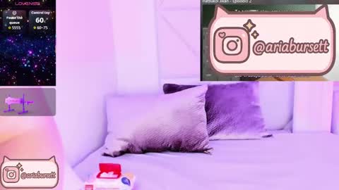 Snapshot of aria_bursett chatting on October 2025 05:02:02 PM Aria online show from October 2025 05:02:02 PM