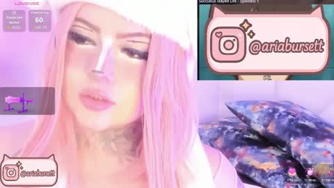 Snapshot of aria_bursett chatting on October 2025 05:37:01 PM Aria online show from October 2025 05:37:01 PM