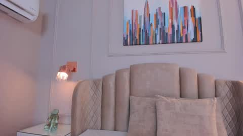 Aria  online show from December 2024 02:53:02 AM