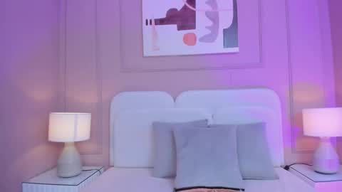 Aria  online show from September 2025 02:57:01 AM