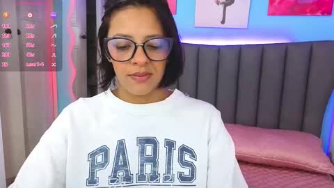 Snapshot of aria_russo chatting on December 2025 02:57:02 PM Aria online show from December 2025 02:57:02 PM