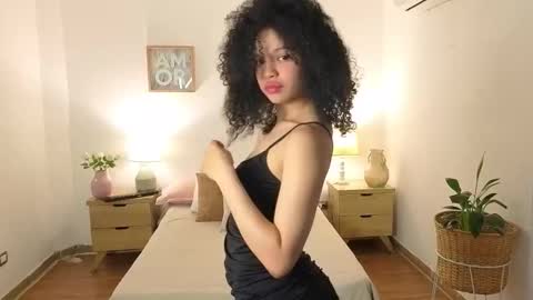 ariaa_23 online show from March 2026 12:55:01 PM