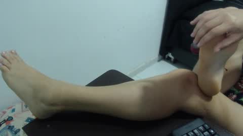 ...Ariana... online show from December 2024 05:19:01 PM