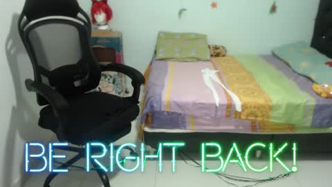 ...Ariana... online show from January 2025 07:03:01 PM