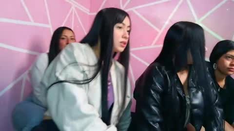 Snapshot of ariadna_and_antonella chatting on April 2026 01:55:02 PM dafna lorens online show from April 2026 01:55:02 PM