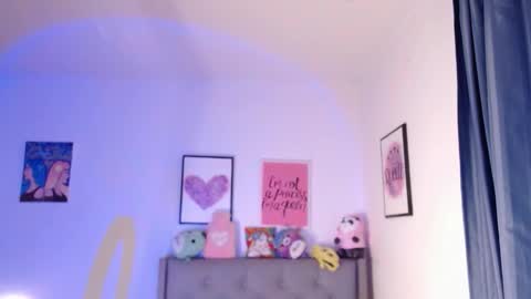 Snapshot of ariadna_martin chatting on March 2026 02:06:01 AM Ari online show from March 2026 02:06:01 AM