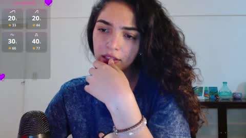 ariagal online show from February 2026 02:57:02 PM