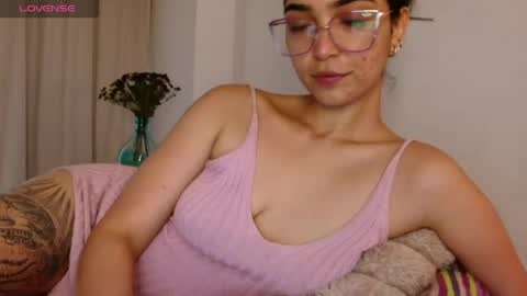 ariagal online show from May 2026 05:41:01 PM