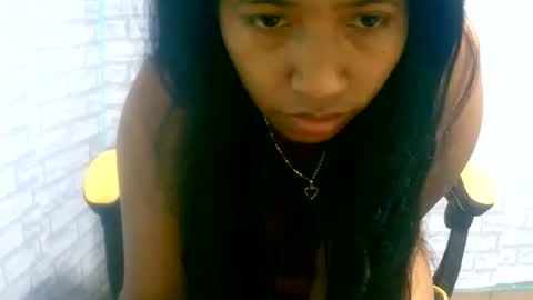 ariah13 online show from May 2026 06:09:02 AM