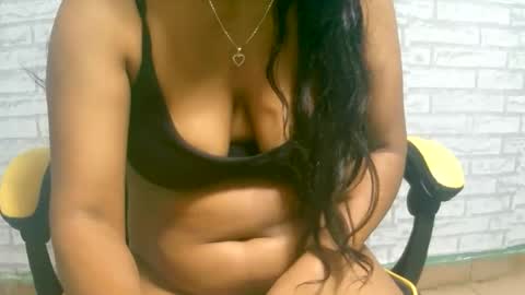 ariah13 online show from May 2026 05:24:02 AM