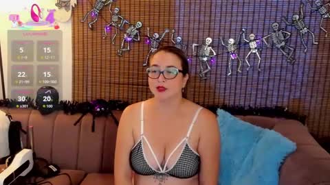 Snapshot of ariana_cross_ chatting on October 2025 12:28:02 PM Ariana Cruz online show from October 2025 12:28:02 PM