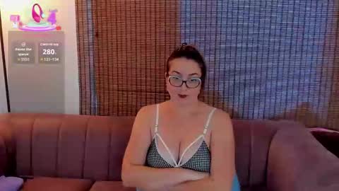 Snapshot of ariana_cross_ chatting on December 2025 04:47:02 PM Ariana Cruz online show from December 2025 04:47:02 PM