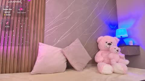 Snapshot of ariana_jhonson11 chatting on January 2026 12:09:02 PM Ariana online show from January 2026 12:09:02 PM