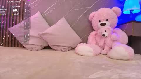 Snapshot of ariana_jhonson11 chatting on February 2026 12:32:01 PM Ariana online show from February 2026 12:32:01 PM