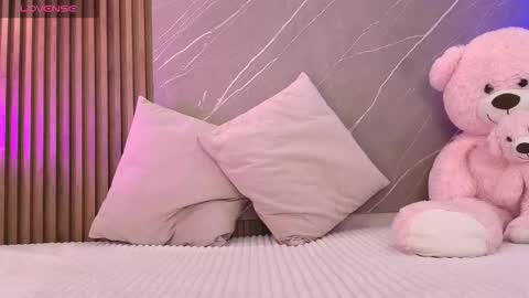 Snapshot of ariana_jhonson11 chatting on February 2026 12:15:02 PM Ariana online show from February 2026 12:15:02 PM