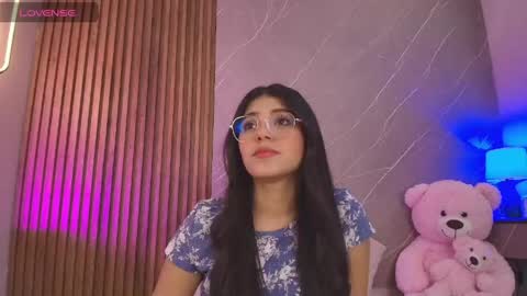 Snapshot of ariana_jhonson11 chatting on April 2026 12:09:02 PM Ariana online show from April 2026 12:09:02 PM