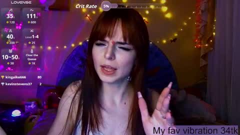 Snapshot of ariana_light chatting on April 2026 05:16:02 PM Ariana online show from April 2026 05:16:02 PM