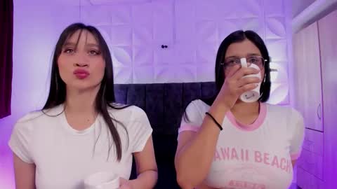 Snapshot of ariana_michel_ chatting on November 2025 07:18:02 PM ariana_michel_ online show from November 2025 07:18:02 PM