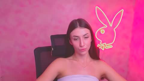 Snapshot of ariana_muur chatting on September 2025 11:32:01 AM Ariana online show from September 2025 11:32:01 AM