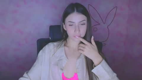 Snapshot of ariana_muur chatting on October 2025 05:29:02 AM Ariana online show from October 2025 05:29:02 AM