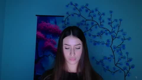 Snapshot of ariana_muur chatting on December 2025 01:09:02 PM Ariana online show from December 2025 01:09:02 PM