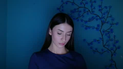 Snapshot of ariana_muur chatting on December 2025 12:35:02 PM Ariana online show from December 2025 12:35:02 PM