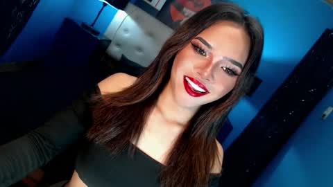 Snapshot of ariana_queen_hugecock69 chatting on March 2026 05:30:02 PM Arian online show from March 2026 05:30:02 PM