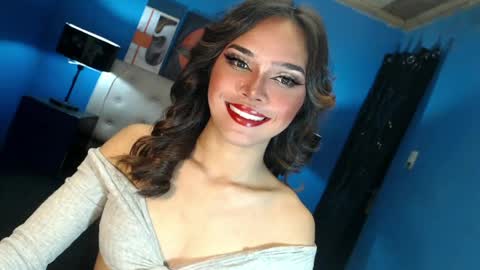 Snapshot of ariana_queen_hugecock69 chatting on March 2026 06:47:01 PM Arian online show from March 2026 06:47:01 PM