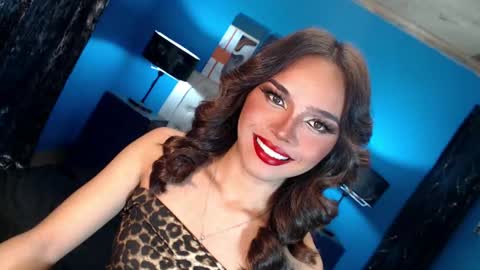 Snapshot of ariana_queen_hugecock69 chatting on March 2026 05:52:02 PM Arian online show from March 2026 05:52:02 PM
