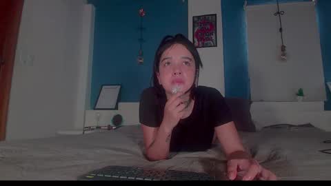 Snapshot of ariana_whitee chatting on November 2025 02:34:02 PM ariana_whitee online show from November 2025 02:34:02 PM