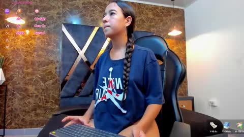 ARIANA online show from September 2025 05:49:01 PM