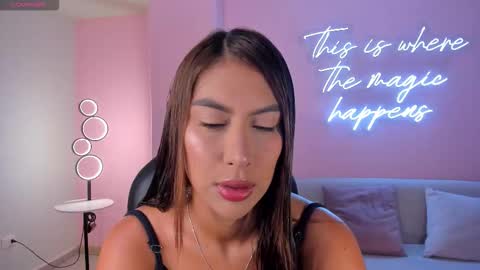 Snapshot of arianadumont chatting on February 2026 10:58:02 AM Ariana Dumont online show from February 2026 10:58:02 AM