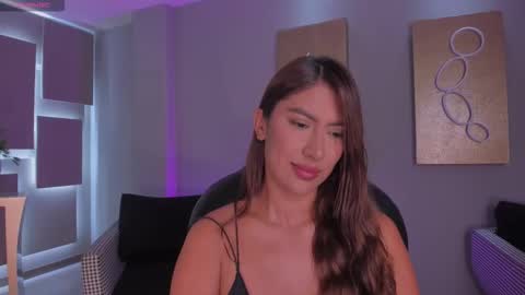 Snapshot of arianadumont chatting on February 2026 11:04:01 AM Ariana Dumont online show from February 2026 11:04:01 AM