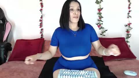 Ariana online show from October 2025 09:38:01 PM