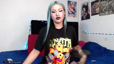 help me 100 hands up my OF is Free  online show from February 2025 12:51:02 AM