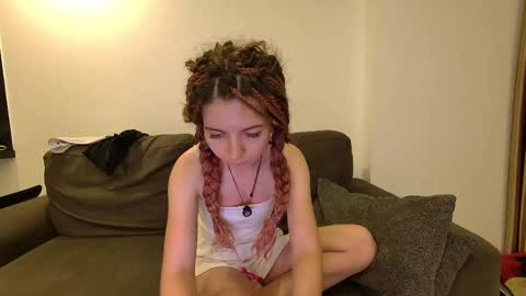 arianna_flower online show from November 2025 11:15:01 PM