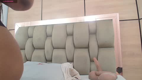 arianna pearl online show from January 2025 12:19:02 PM