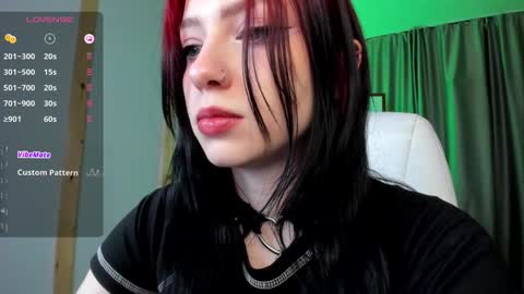 Snapshot of arielabradberry chatting on January 2025 03:25:01 PM Ariel online show from January 2025 03:25:01 PM