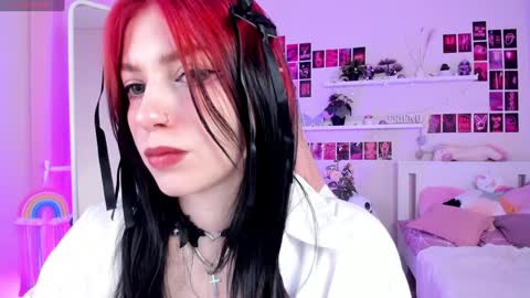 Snapshot of arielabradberry chatting on February 2025 10:50:02 AM Ariel online show from February 2025 10:50:02 AM