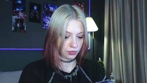 Snapshot of arielabradberry chatting on January 2026 01:37:02 PM Ariel online show from January 2026 01:37:02 PM