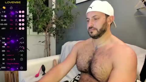 Snapshot of arielenbsas chatting on January 2025 02:48:01 AM Ariel online show from January 2025 02:48:01 AM