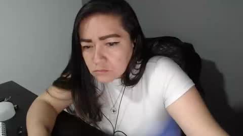 Arielle online show from December 2024 12:24:01 AM