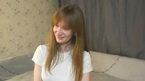 Snapshot of arielnasvish chatting on January 2026 07:11:01 PM Hello im Lia online show from January 2026 07:11:01 PM