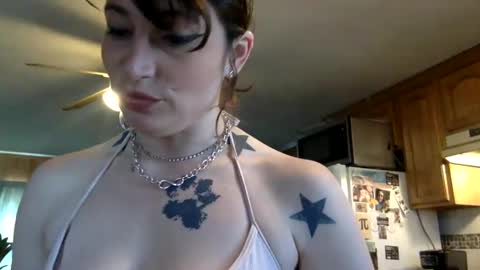 ariel  colin when hes here online show from March 2025 04:11:01 PM