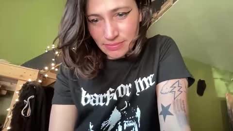 ariel  colin when hes here online show from March 2026 02:42:01 PM