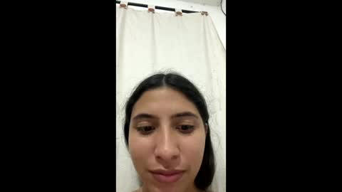 Snapshot of aries_plays chatting on November 2025 04:18:01 AM aries_plays online show from November 2025 04:18:01 AM