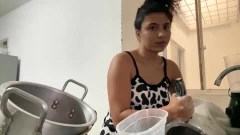 Snapshot of aries_plays chatting on November 2025 09:48:02 PM aries_plays online show from November 2025 09:48:02 PM