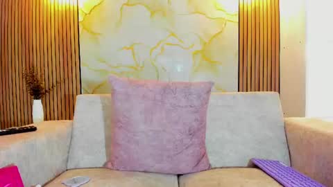 Arietta online show from July 2026 01:43:01 PM
